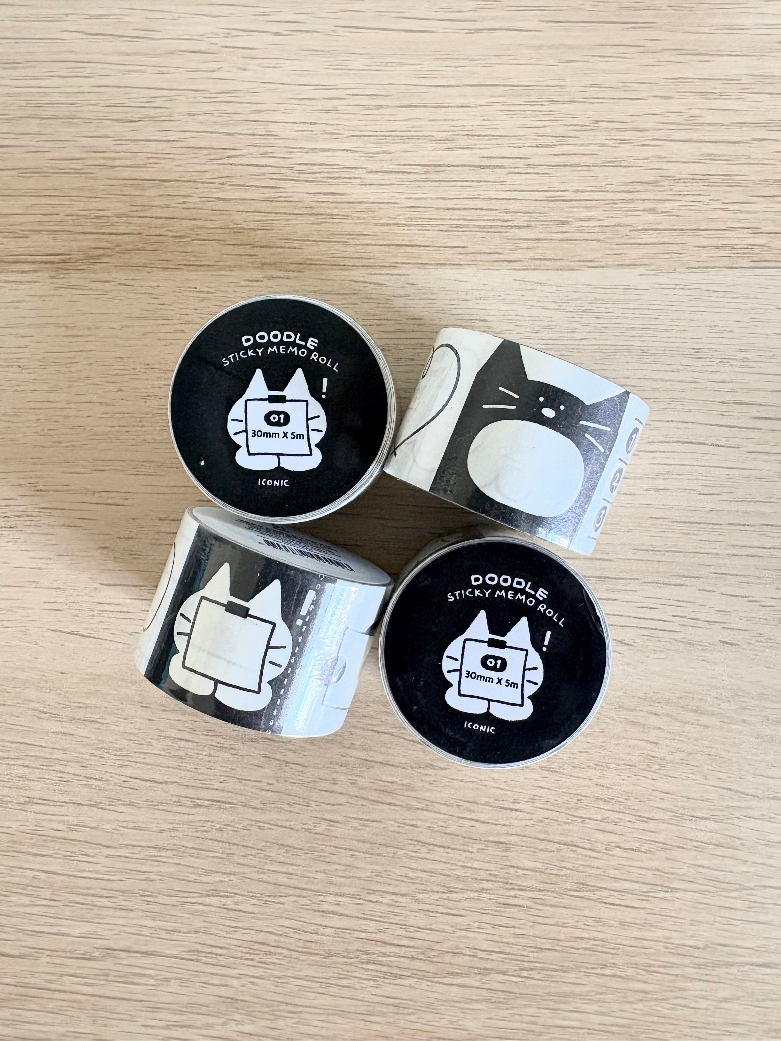 Cat Doodle Memo Sticky Roll — Iconic